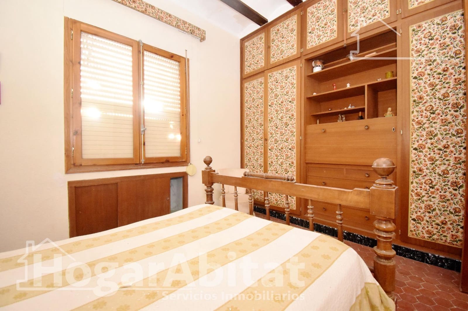 7 bedroom Townhouse for sale in Nules with garage - € 185,000 (Ref: 9435015)