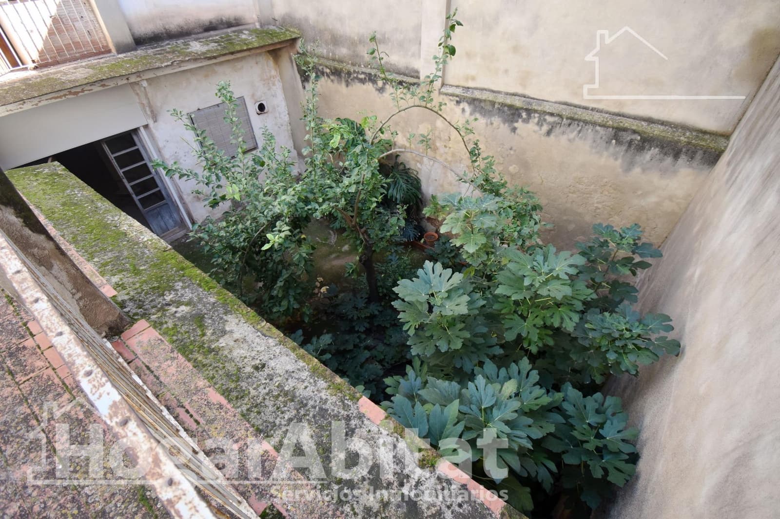 7 bedroom Townhouse for sale in Nules with garage - € 185,000 (Ref: 9435015)