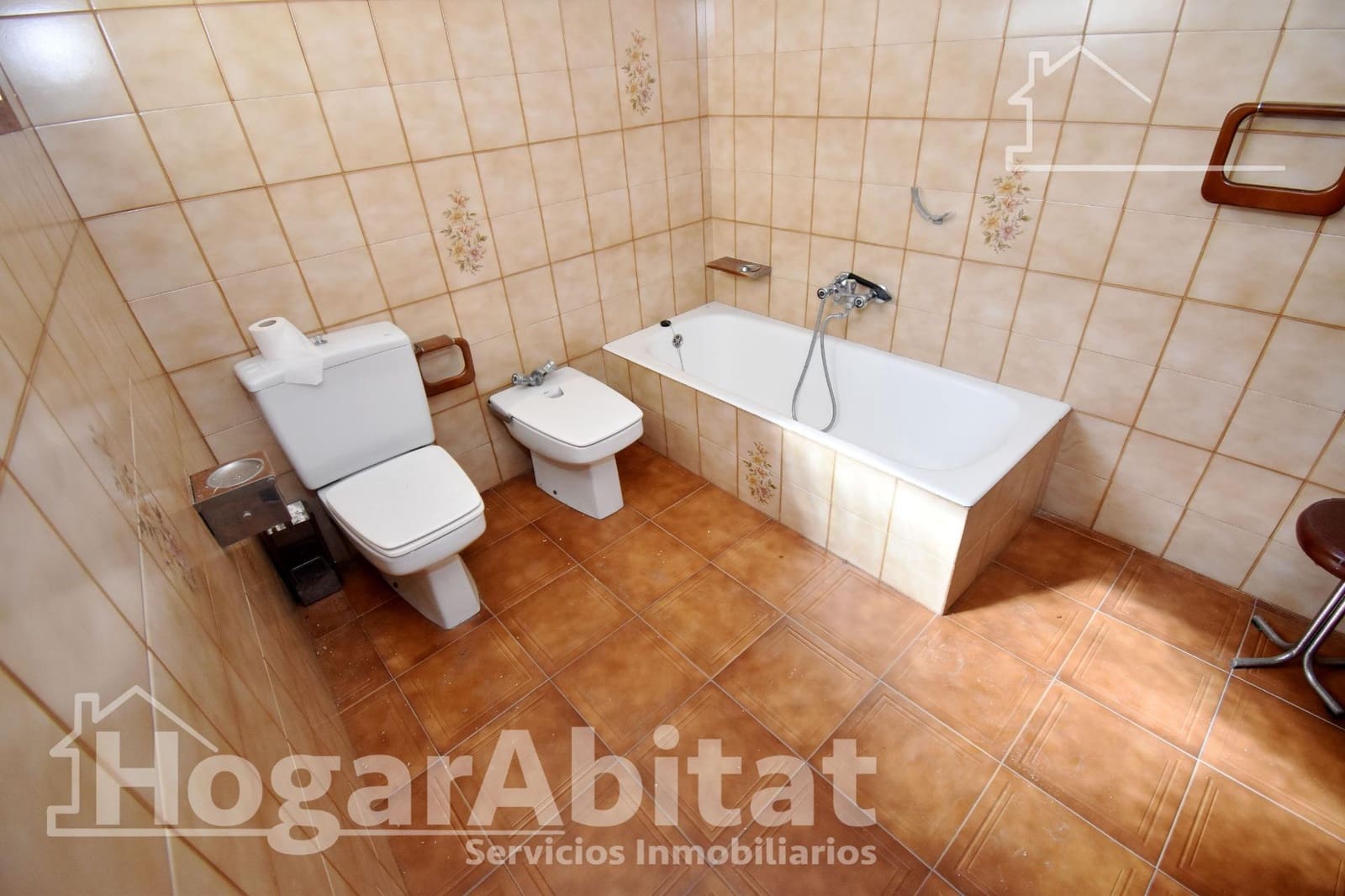 7 bedroom Townhouse for sale in Nules with garage - € 185,000 (Ref: 9435015)