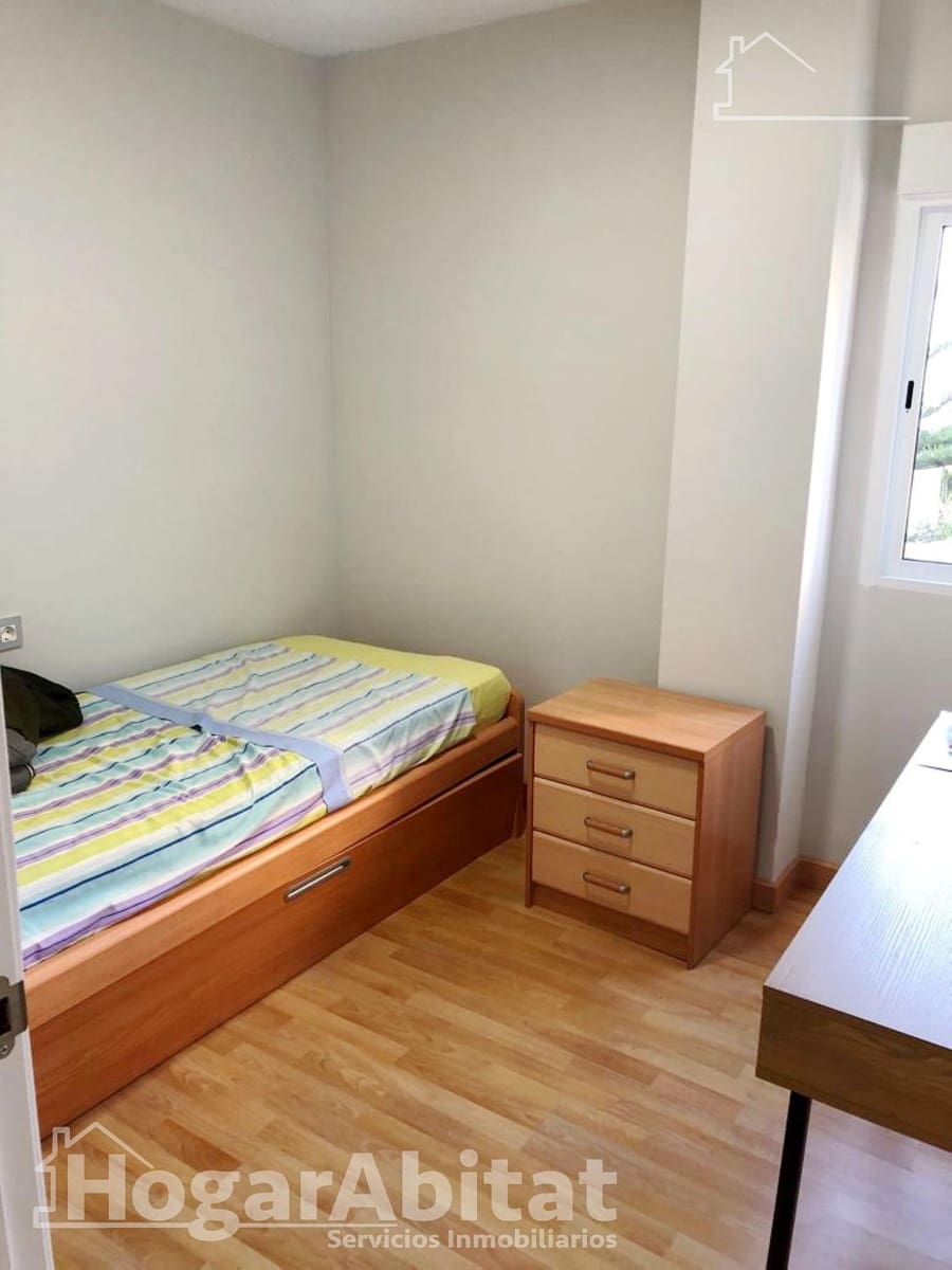 2 bedroom Flat for sale in Aguadulce (Almeria) with garage - € 150,000 (Ref: 9437164)