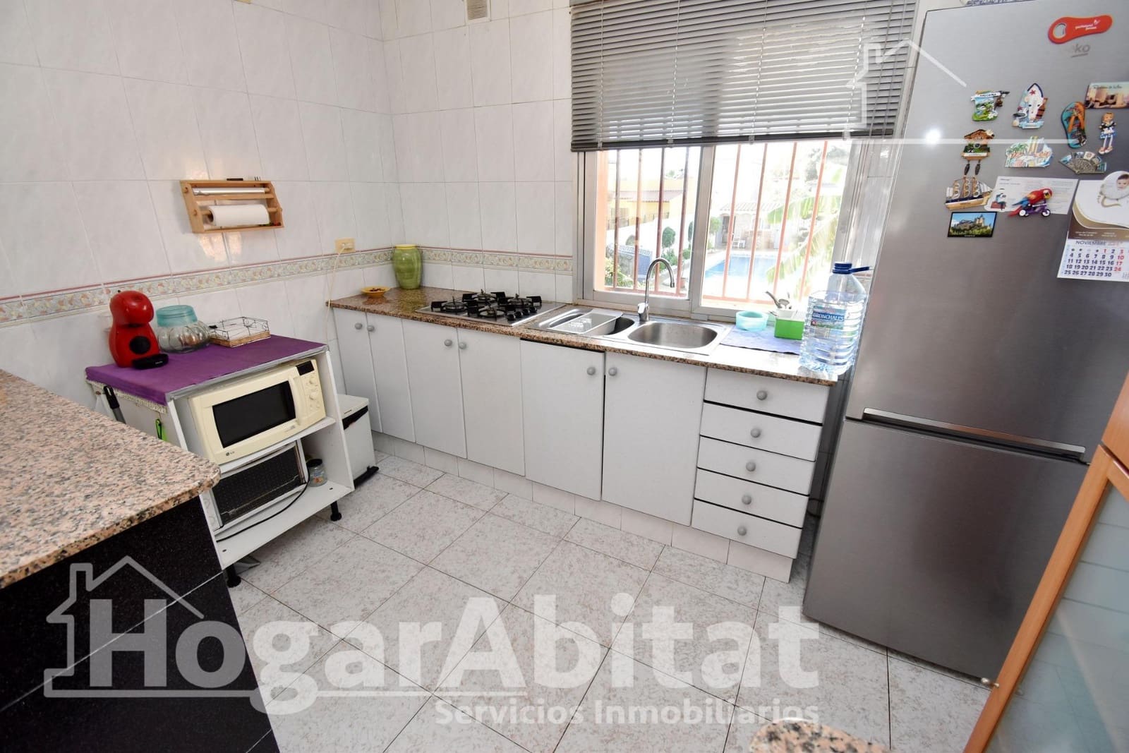 8 makuuhuone Huvila myytävänä paikassa El Grau de Castello mukana uima-altaan 
autotalli - 255 000 € (Ref: 9437168)