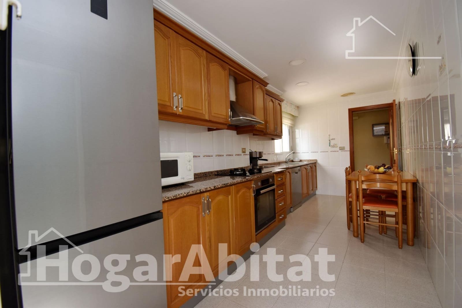 3 bedroom Flat for sale in Castello de la Plana with garage - € 194,900 (Ref: 9437169)