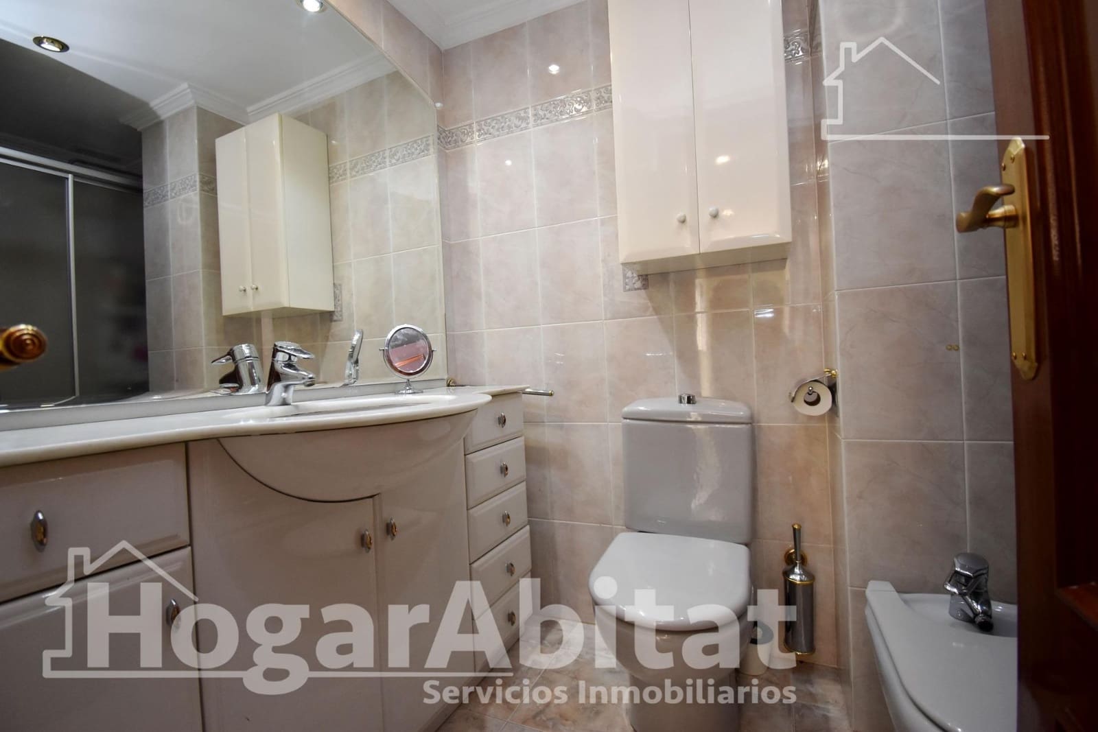 3 bedroom Flat for sale in Castello de la Plana with garage - € 194,900 (Ref: 9437169)