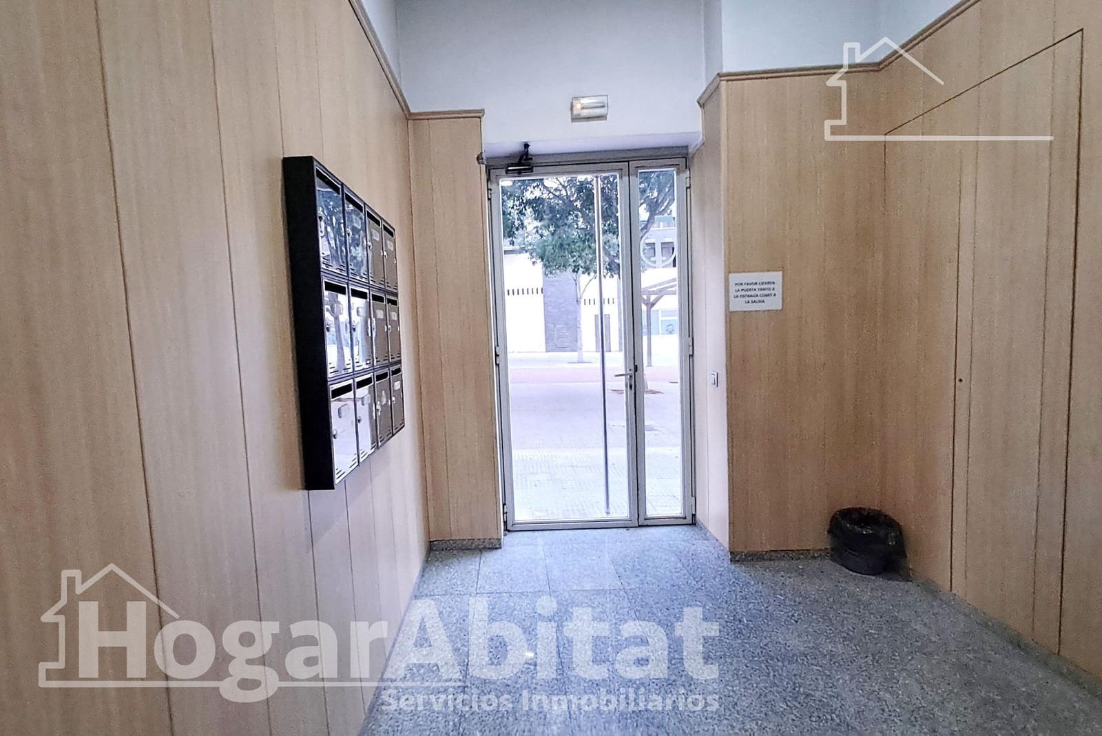 2 bedroom Penthouse for sale in Castello de la Plana with garage - € 239,900 (Ref: 9437170)