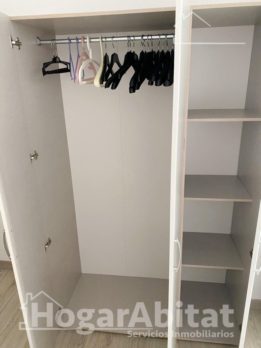 3 bedroom Flat for sale in Castello de la Plana - € 159,999 (Ref: 9437173)