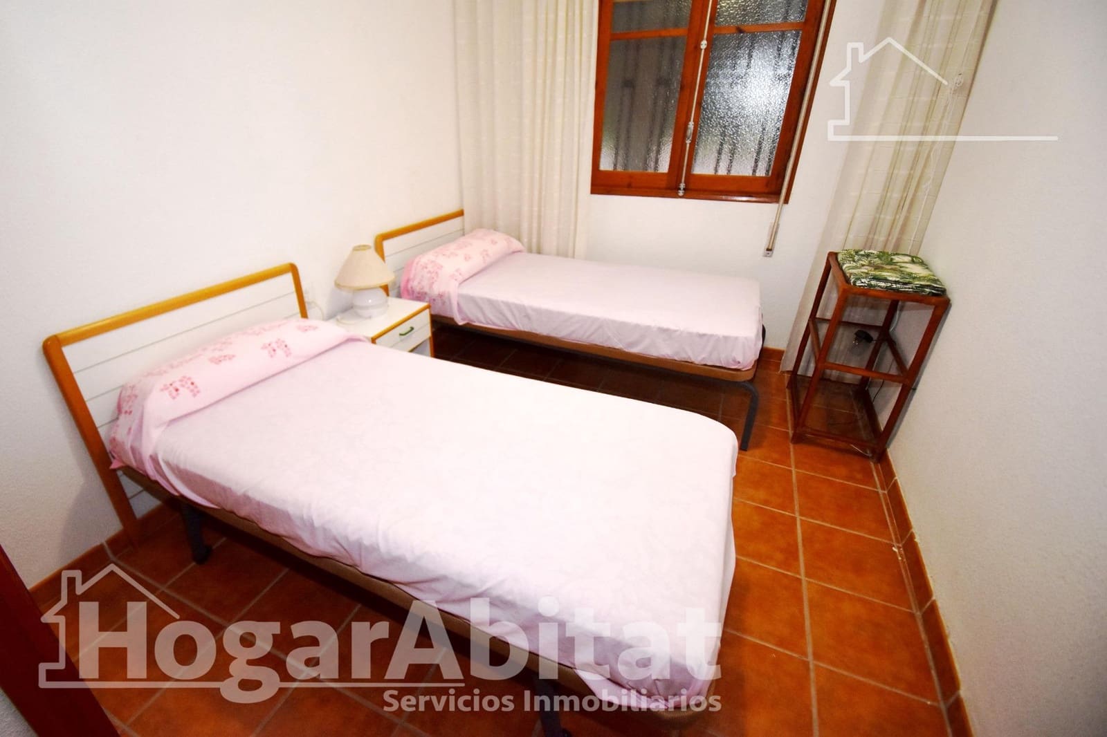 4 bedroom Villa for sale in Castello de la Plana with pool garage - € 325,000 (Ref: 9437174)