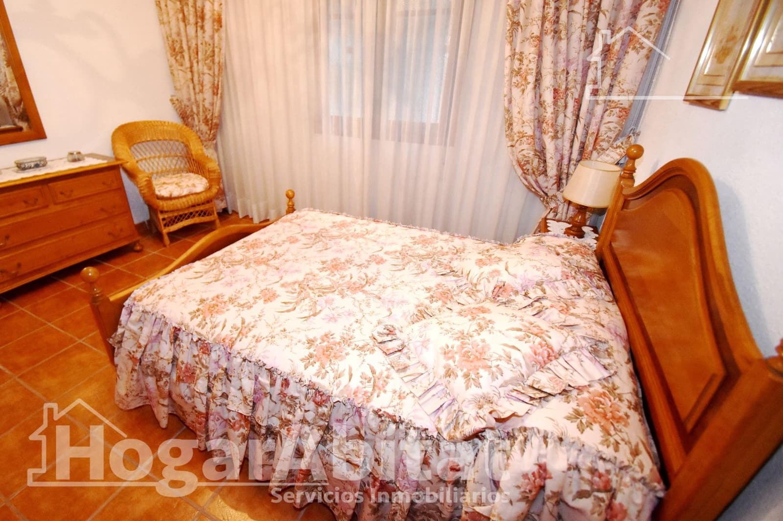 4 bedroom Villa for sale in Castello de la Plana with pool garage - € 325,000 (Ref: 9437174)