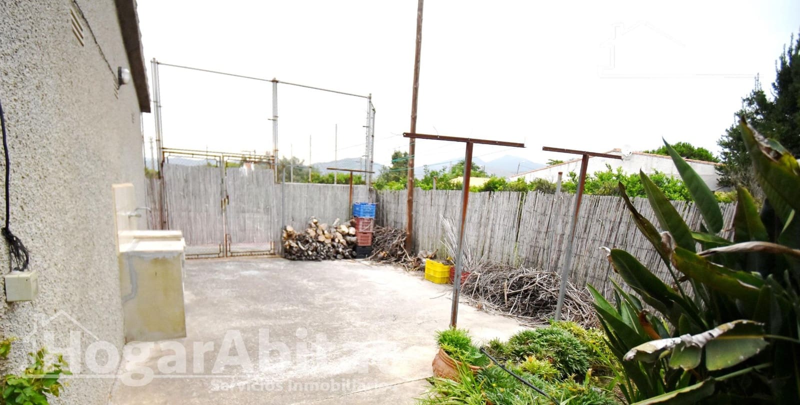 4 bedroom Villa for sale in Castello de la Plana with pool garage - € 325,000 (Ref: 9437174)