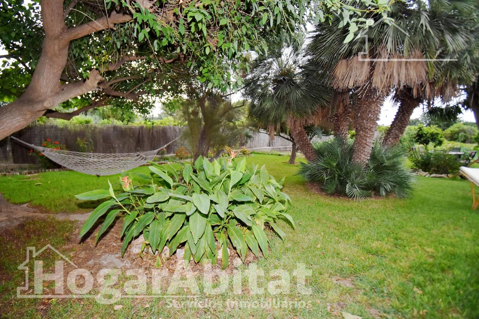 4 bedroom Villa for sale in Castello de la Plana with pool garage - € 325,000 (Ref: 9437174)