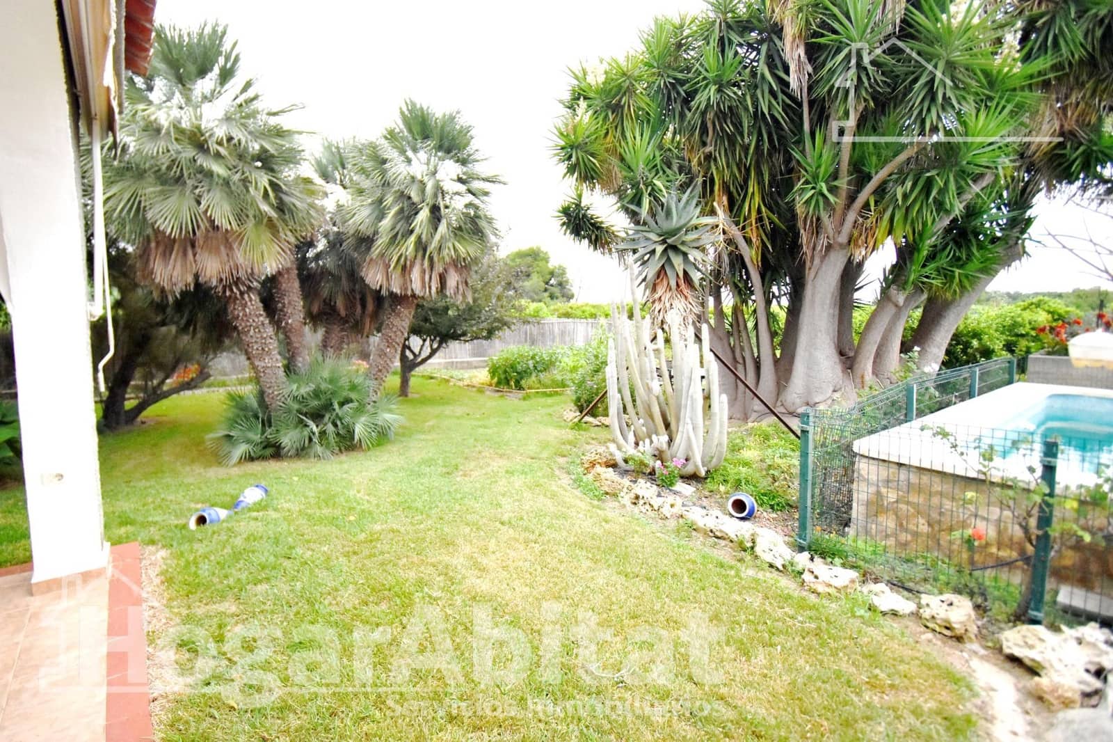 4 bedroom Villa for sale in Castello de la Plana with pool garage - € 325,000 (Ref: 9437174)