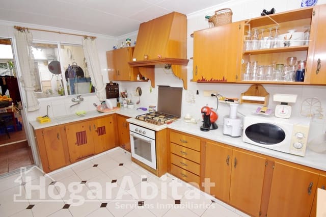 4 slaapkamer Flat te koop in Albalat de la Ribera - € 149.000 (Ref: 9437181)