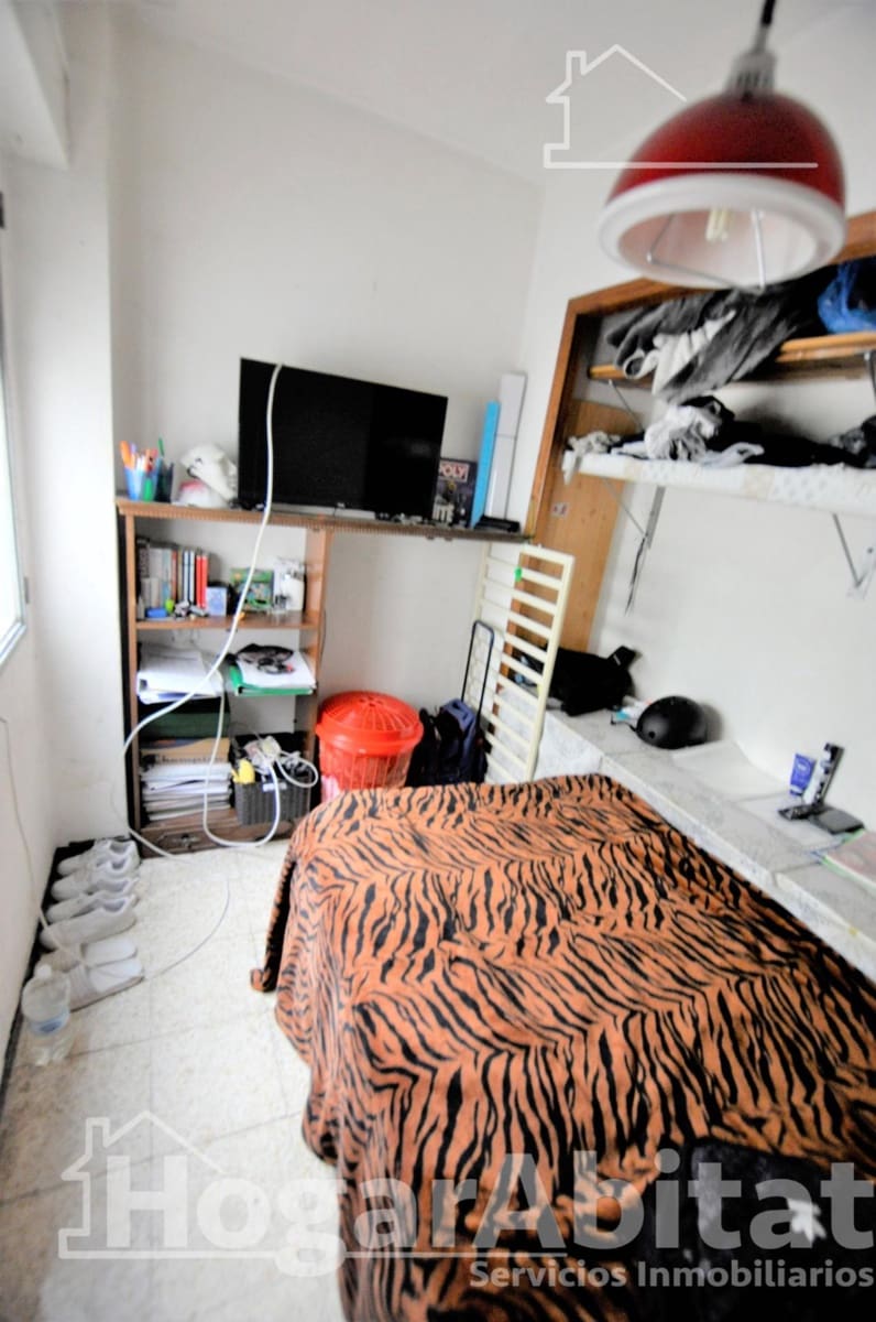 4 bedroom Flat for sale in Lliria - € 140,000 (Ref: 9437182)