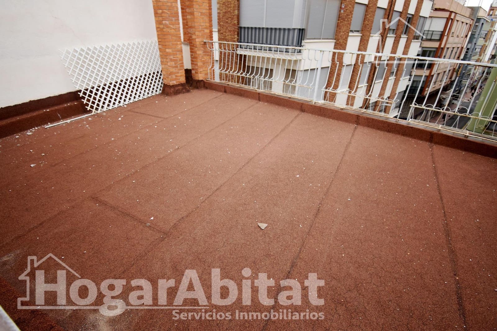 6 soverom Kjedet enebolig til salgs i Burriana / Borriana med garasje - € 300 000 (Ref: 9438048)