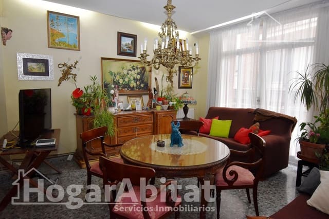 6 soverom Kjedet enebolig til salgs i Burriana / Borriana med garasje - € 300 000 (Ref: 9438048)