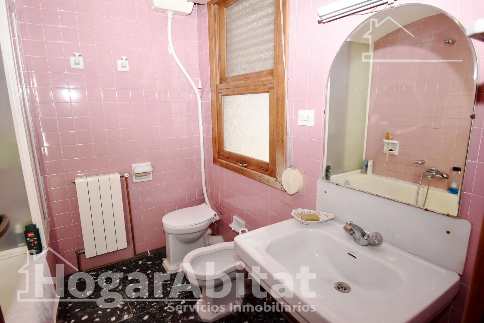 6 soverom Kjedet enebolig til salgs i Burriana / Borriana med garasje - € 300 000 (Ref: 9438048)