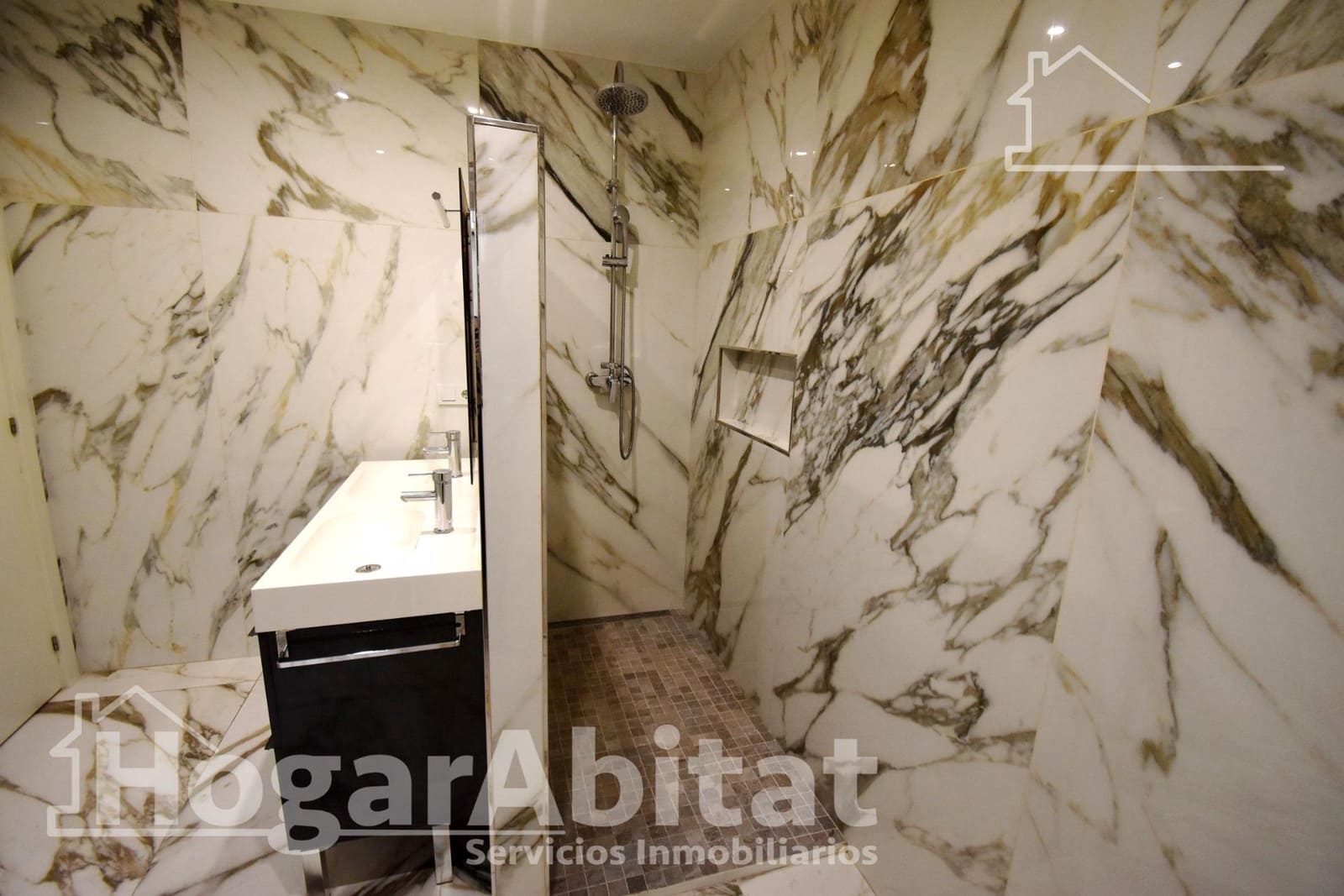 3 quarto Casa em Banda para venda em Burriana / Borriana com garagem - 249 900 € (Ref: 9438050)