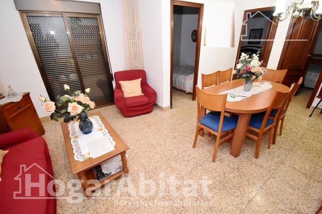 4 makuuhuone Asunto myytävänä paikassa Castelló de la Plana mukana 
autotalli - 160 000 € (Ref: 9440189)