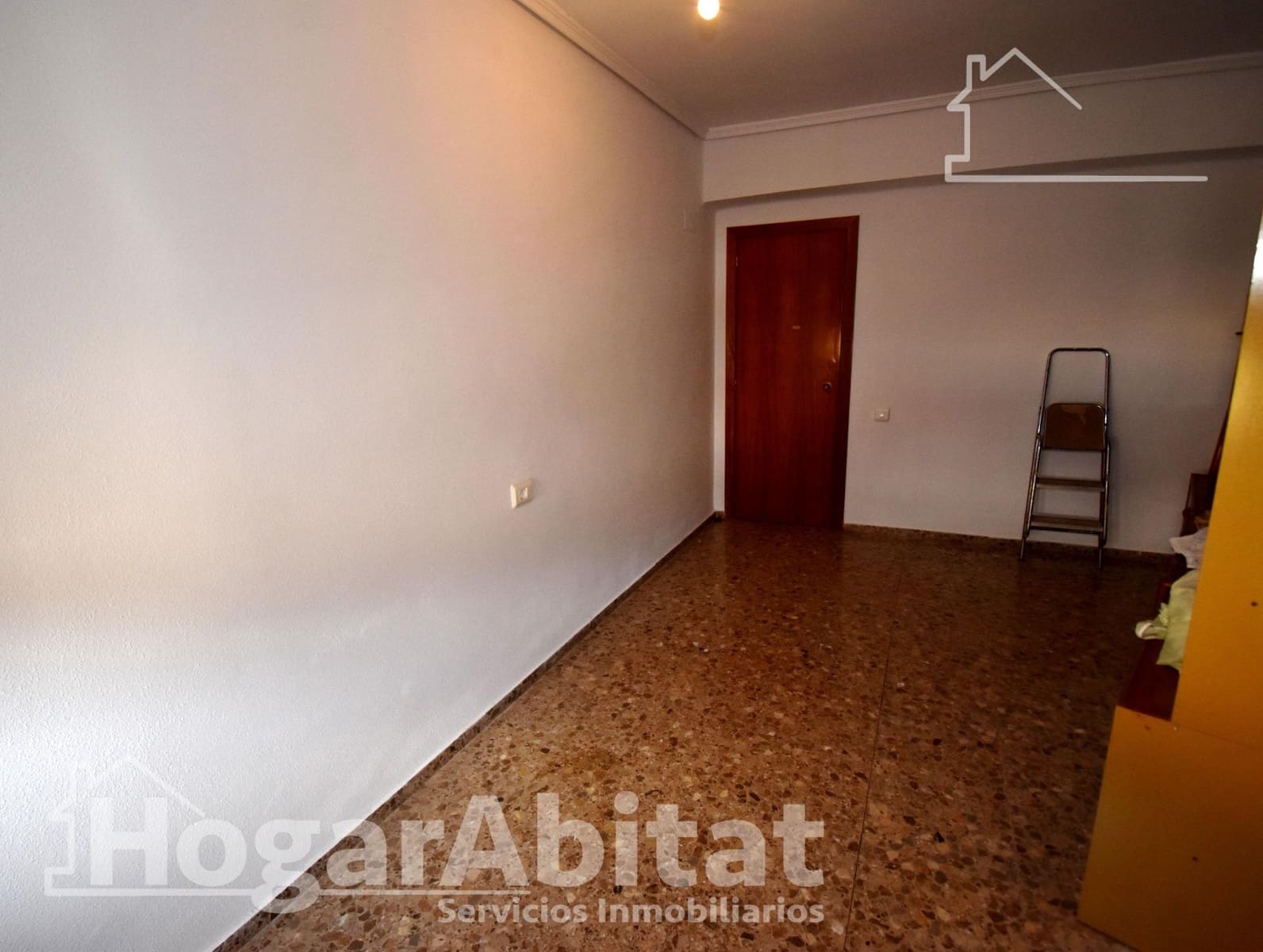 4 soverom Leilighet til salgs i L'Alcora - € 95 000 (Ref: 9440190)