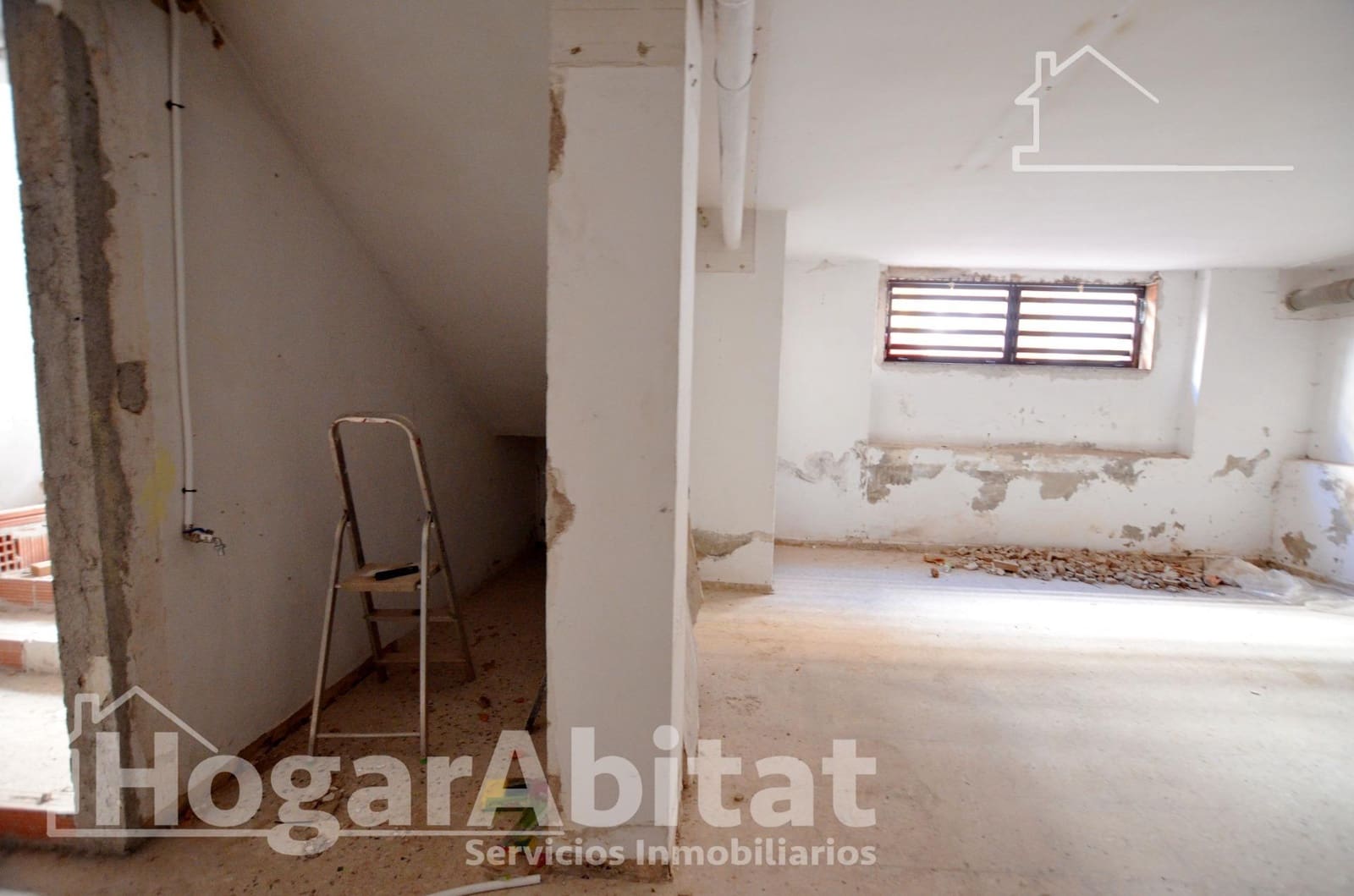 Commercieel te koop in Alicante stad - € 89.000 (Ref: 9440197)