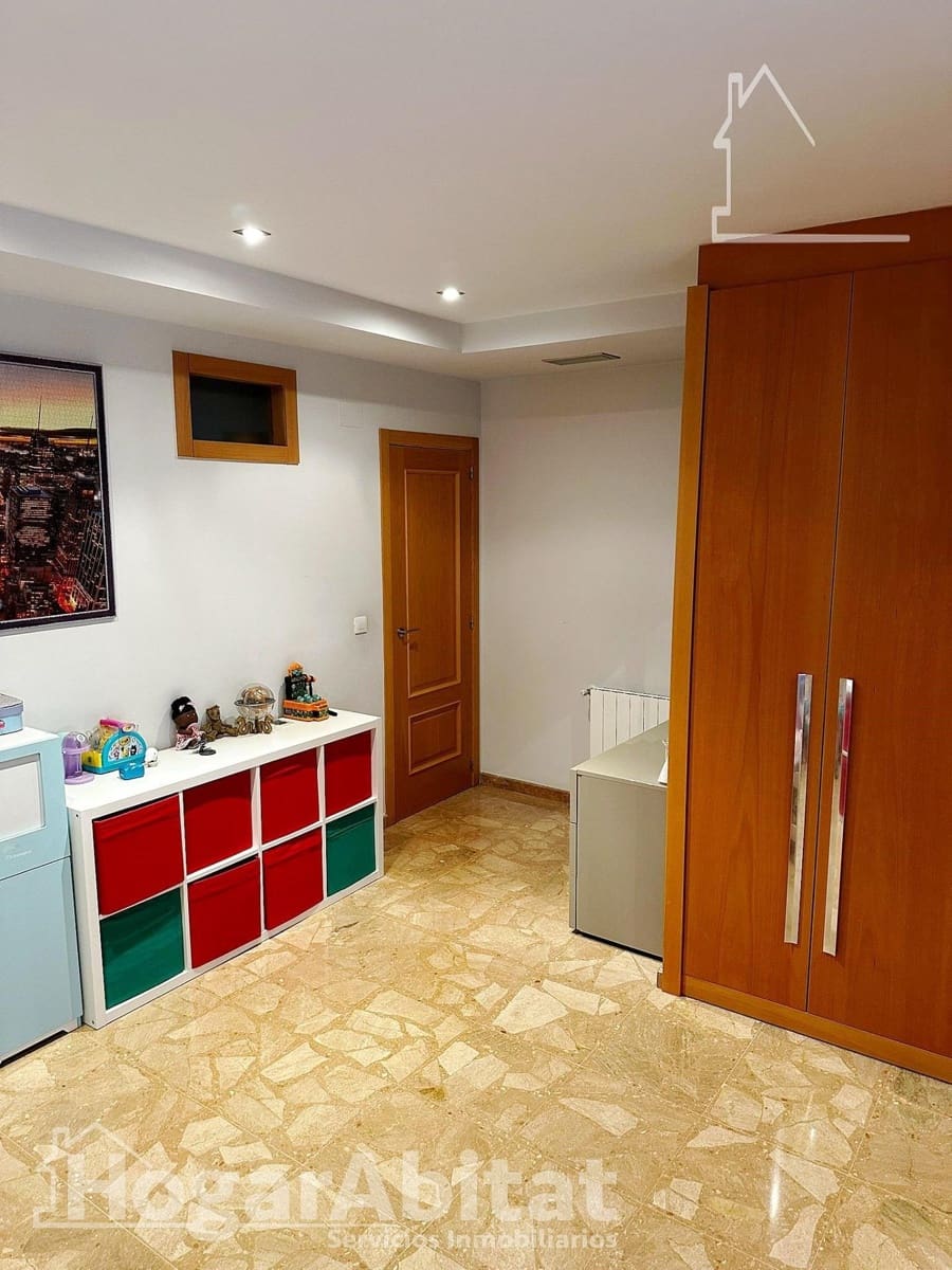 4 soveværelse Lejlighed til salg i Vila-real med garage - € 290.000 (Ref: 9440198)