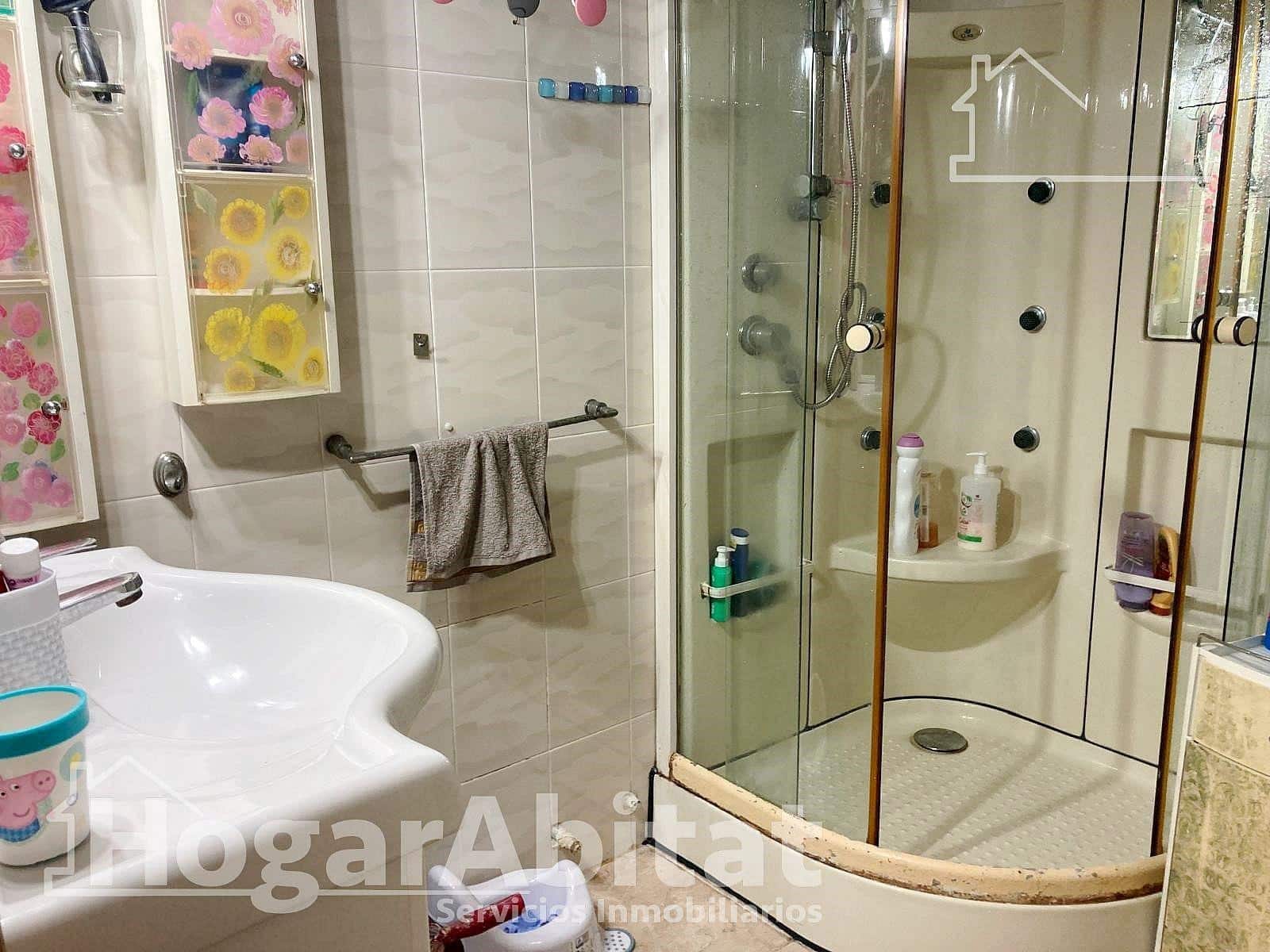 3 slaapkamer Flat te koop in Castello de la Plana - € 95.000 (Ref: 9440199)