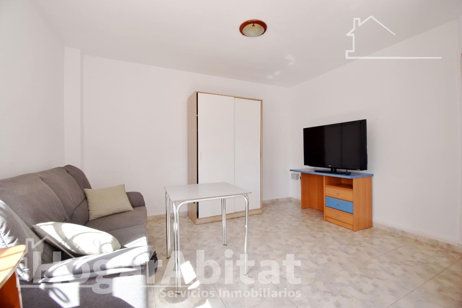 3 bedroom Flat for sale in Piles - € 140,000 (Ref: 9446378)