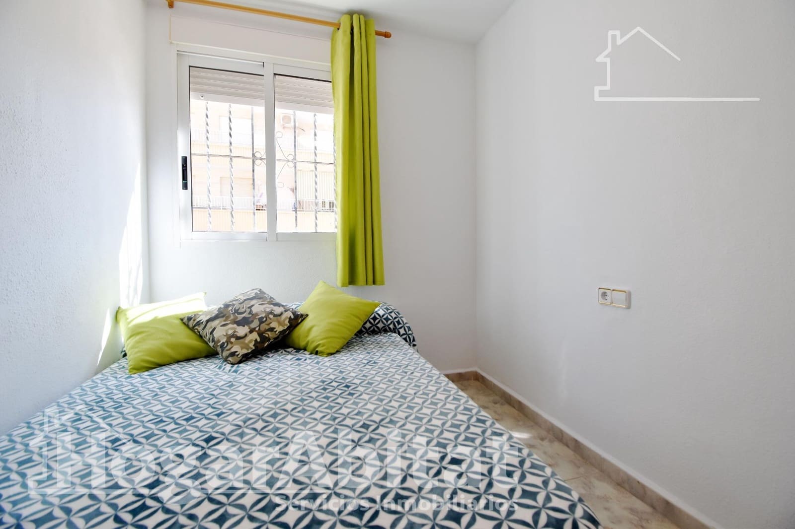 3 bedroom Flat for sale in Piles - € 140,000 (Ref: 9446378)