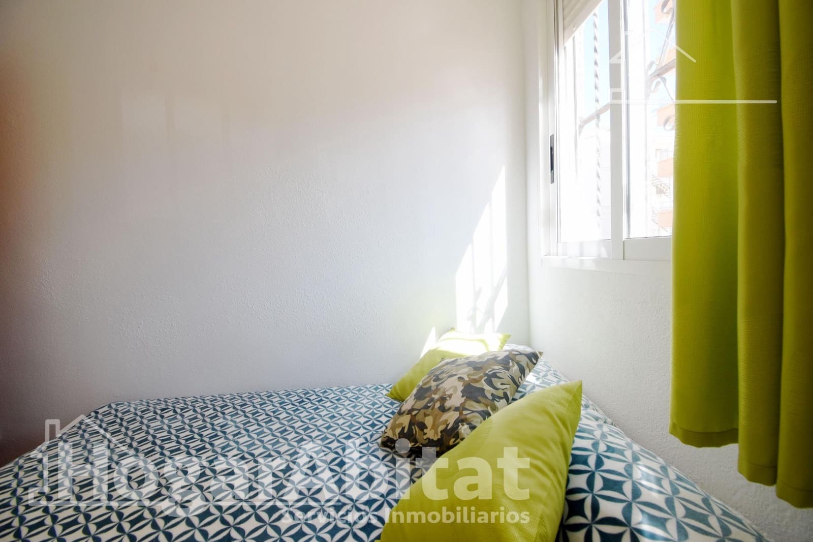 3 bedroom Flat for sale in Piles - € 140,000 (Ref: 9446378)