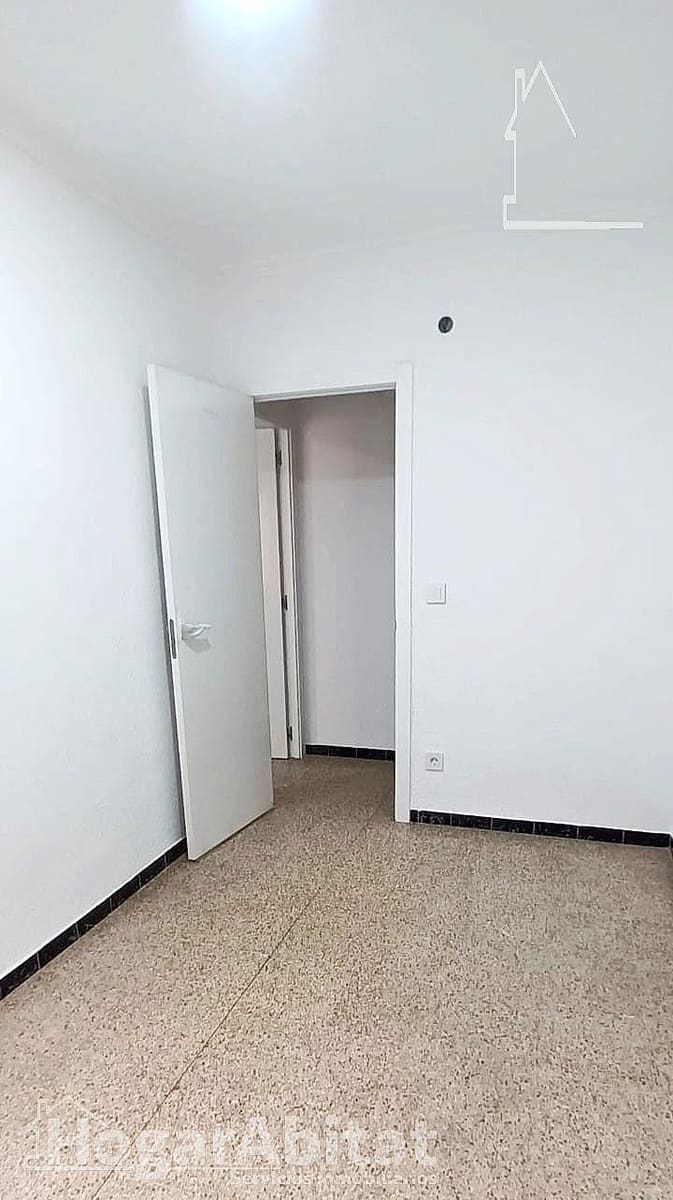 3 bedroom Flat for sale in Tavernes de la Valldigna - € 84,500 (Ref: 9446382)