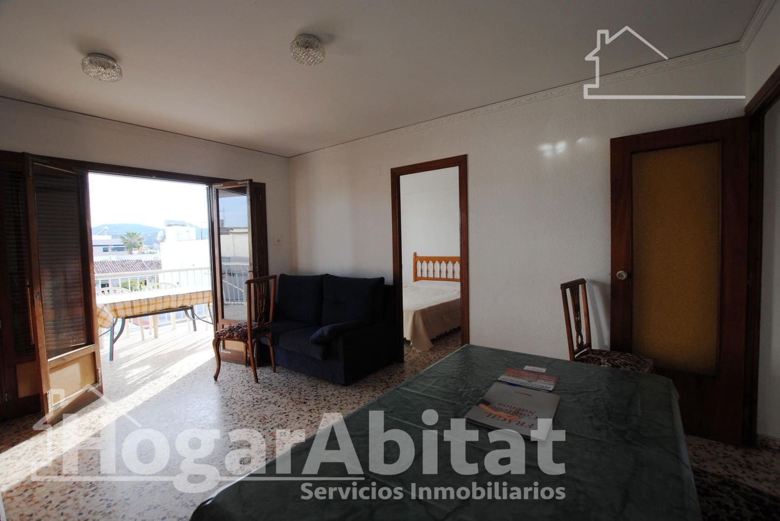 Piso de 3 habitaciones en Oliva en venta - 170.000 € (Ref: 9446388)