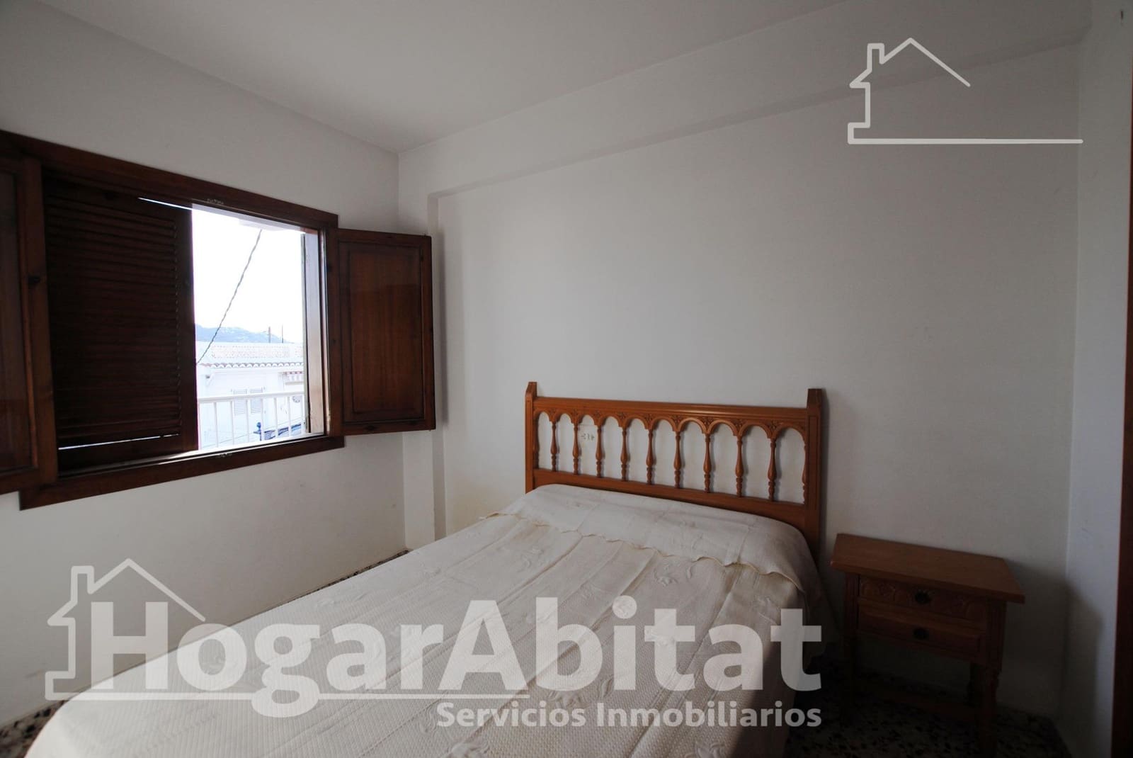 Piso de 3 habitaciones en Oliva en venta - 170.000 € (Ref: 9446388)