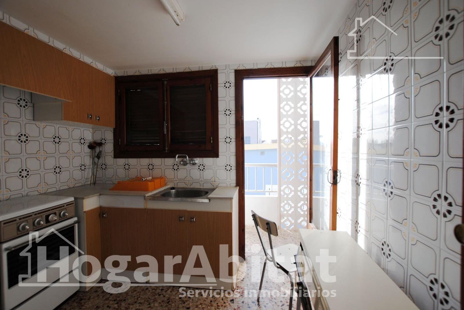 Piso de 3 habitaciones en Oliva en venta - 170.000 € (Ref: 9446388)