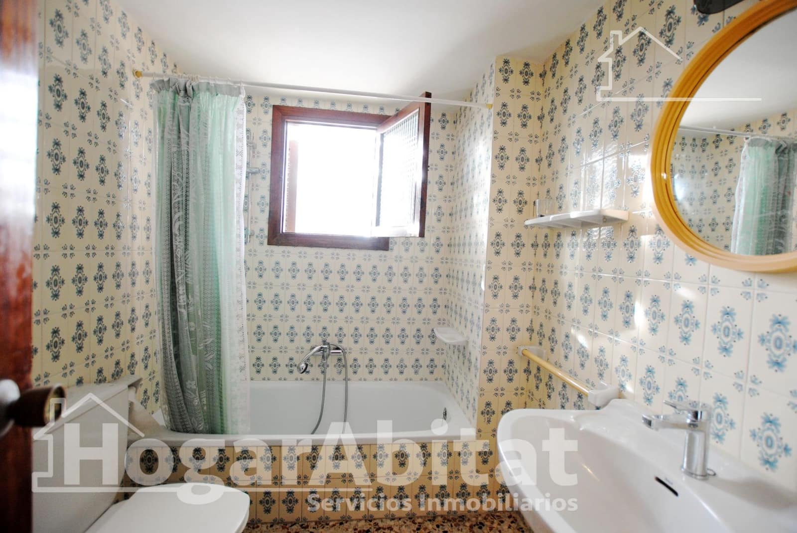 Piso de 3 habitaciones en Oliva en venta - 170.000 € (Ref: 9446388)