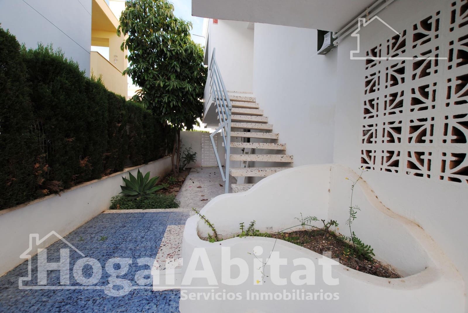 Piso de 3 habitaciones en Oliva en venta - 170.000 € (Ref: 9446388)