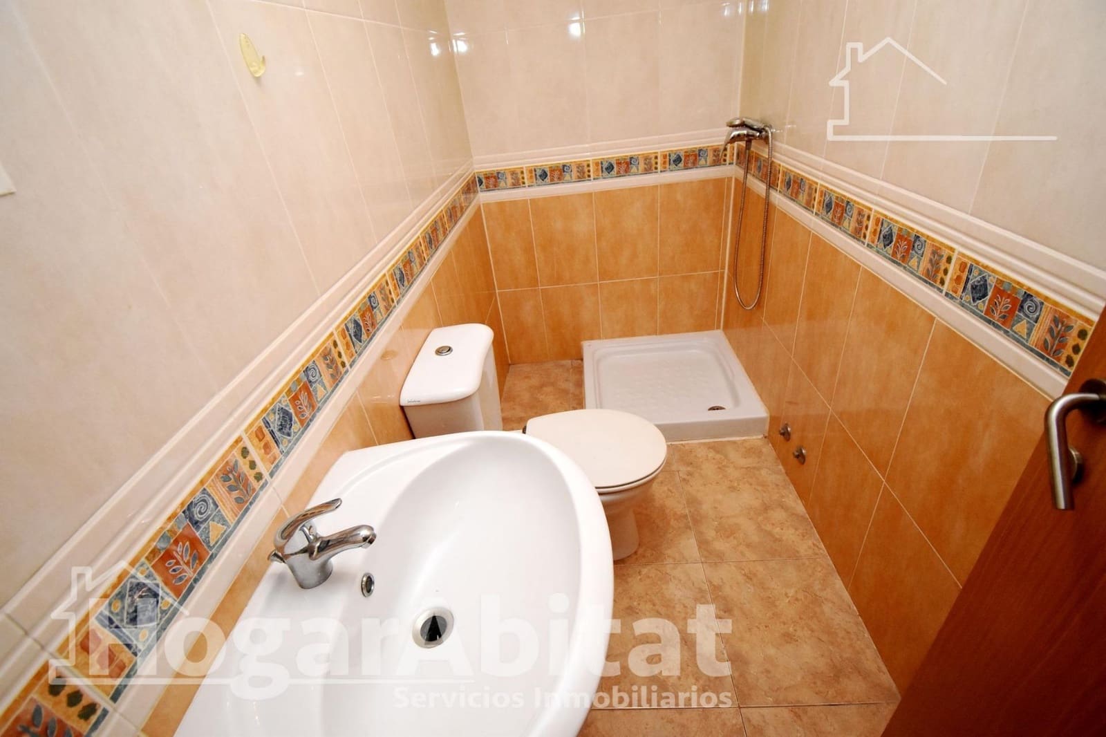 3 soveværelse Rækkehus til salg i Almassora / Almazora med garage - € 185.000 (Ref: 9446394)