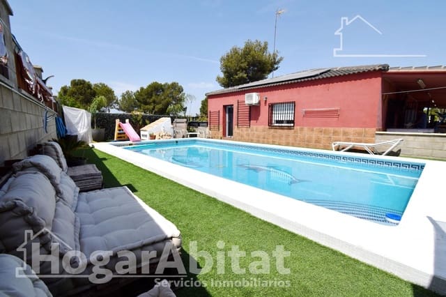 4 slaapkamer Villa te koop in Montserrat met zwembad - € 303.000 (Ref: 9446395)