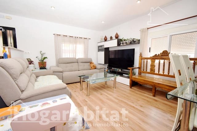 4 slaapkamer Villa te koop in Montserrat met zwembad - € 303.000 (Ref: 9446395)