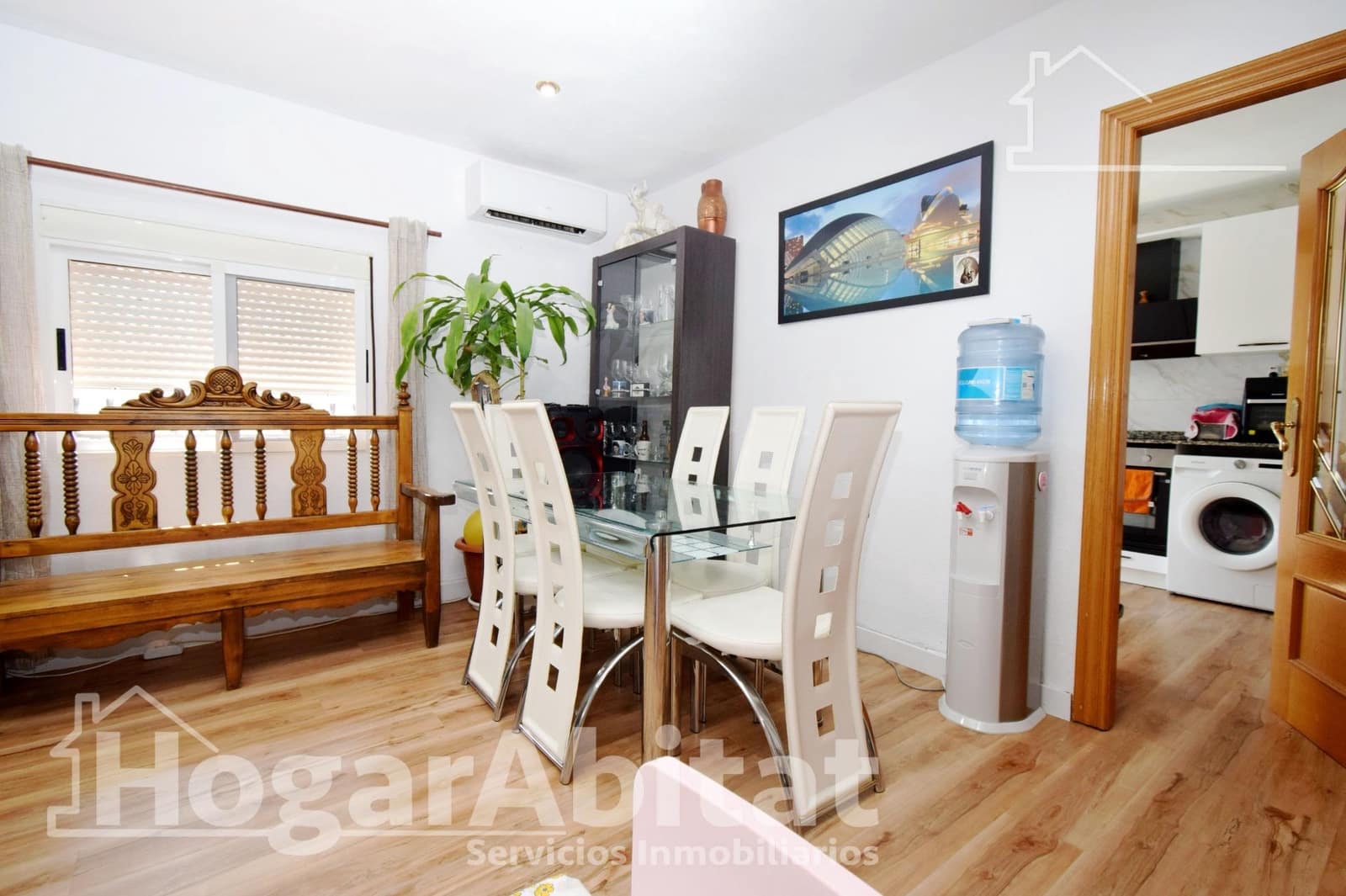 4 bedroom Villa for sale in Montserrat with pool - € 303,000 (Ref: 9446395)