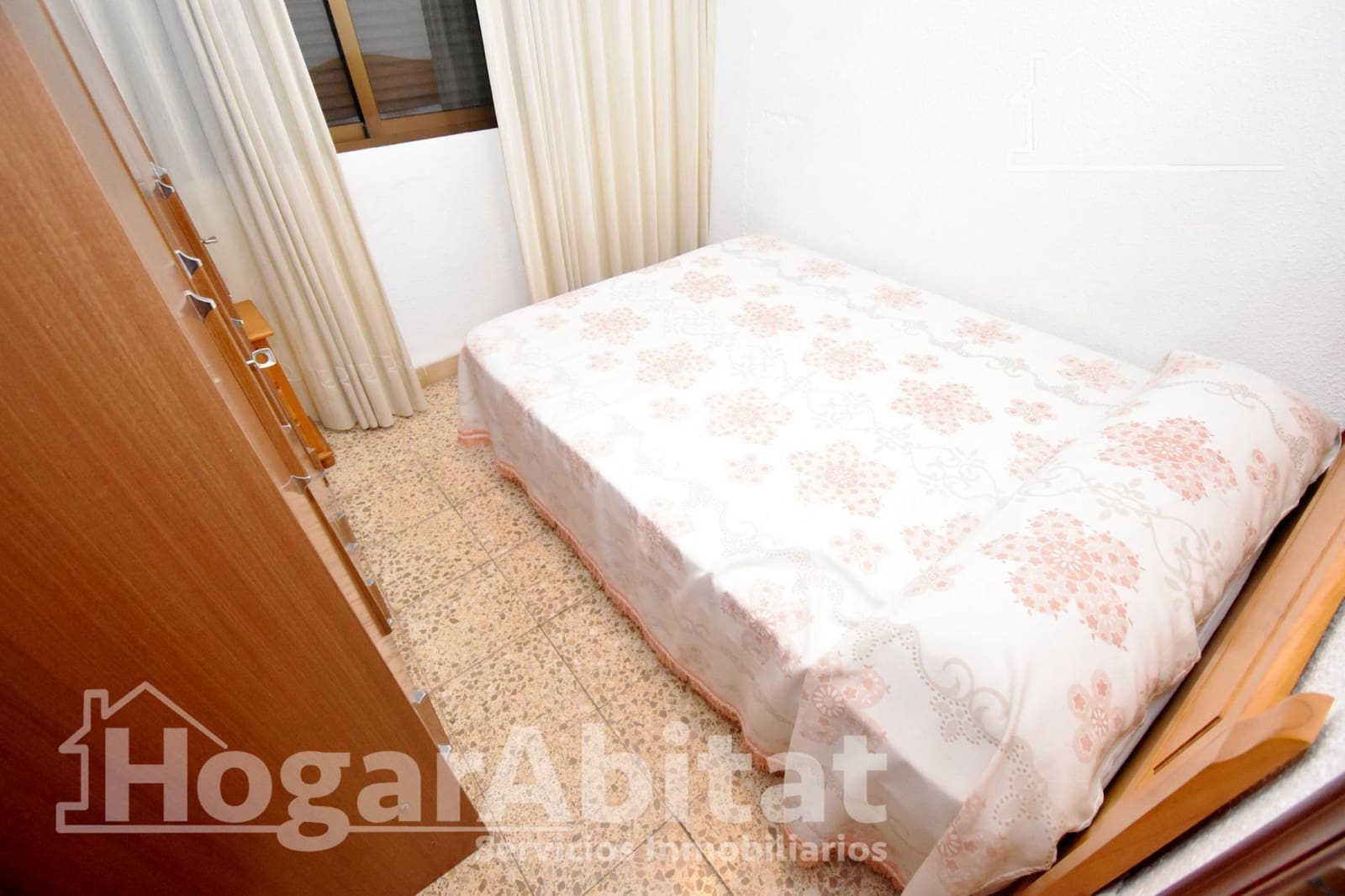 4 soverom Leilighet til salgs i Castello de la Plana med garasje - € 160 000 (Ref: 9446397)