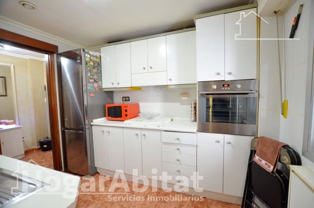 3 quarto Apartamento para venda em Los Ángeles, Alicante cidade - 125 000 € (Ref: 9446398)