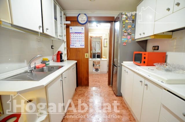 3 quarto Apartamento para venda em Los Ángeles, Alicante cidade - 125 000 € (Ref: 9446398)