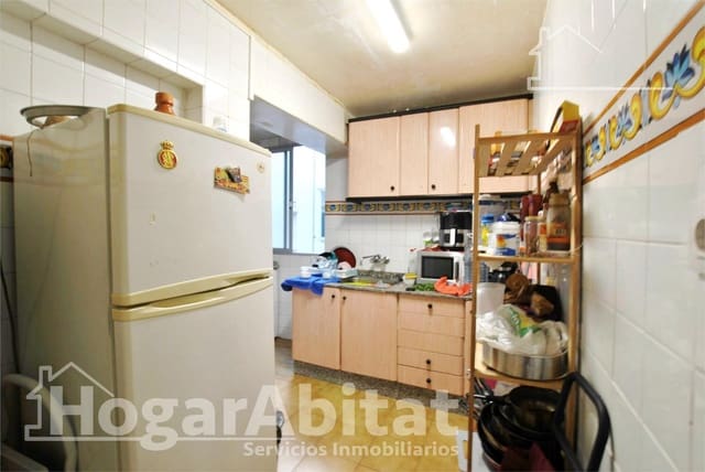 3 quarto Apartamento para venda em Gandia - 80 000 € (Ref: 9446399)