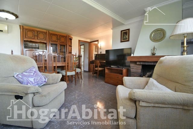 3 soverom Villa til salgs i Alzira med svømmebasseng garasje - € 250 000 (Ref: 9446406)