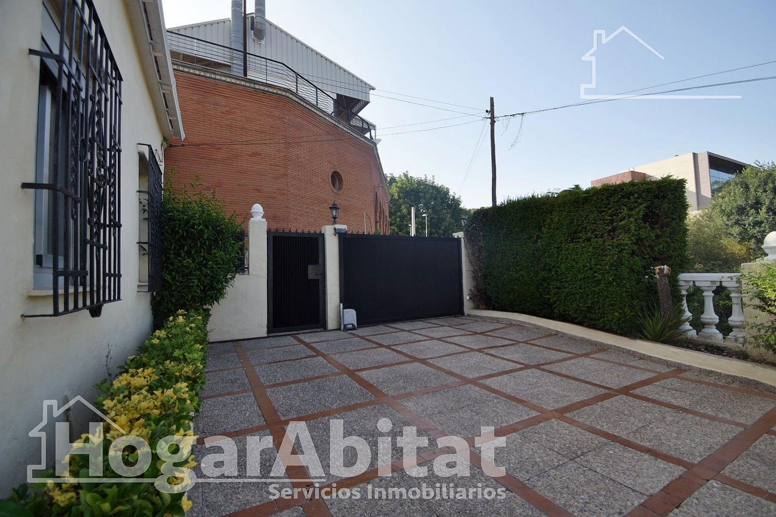 3 sovrum Villa till salu i Alzira med pool garage - 250 000 € (Ref: 9446406)