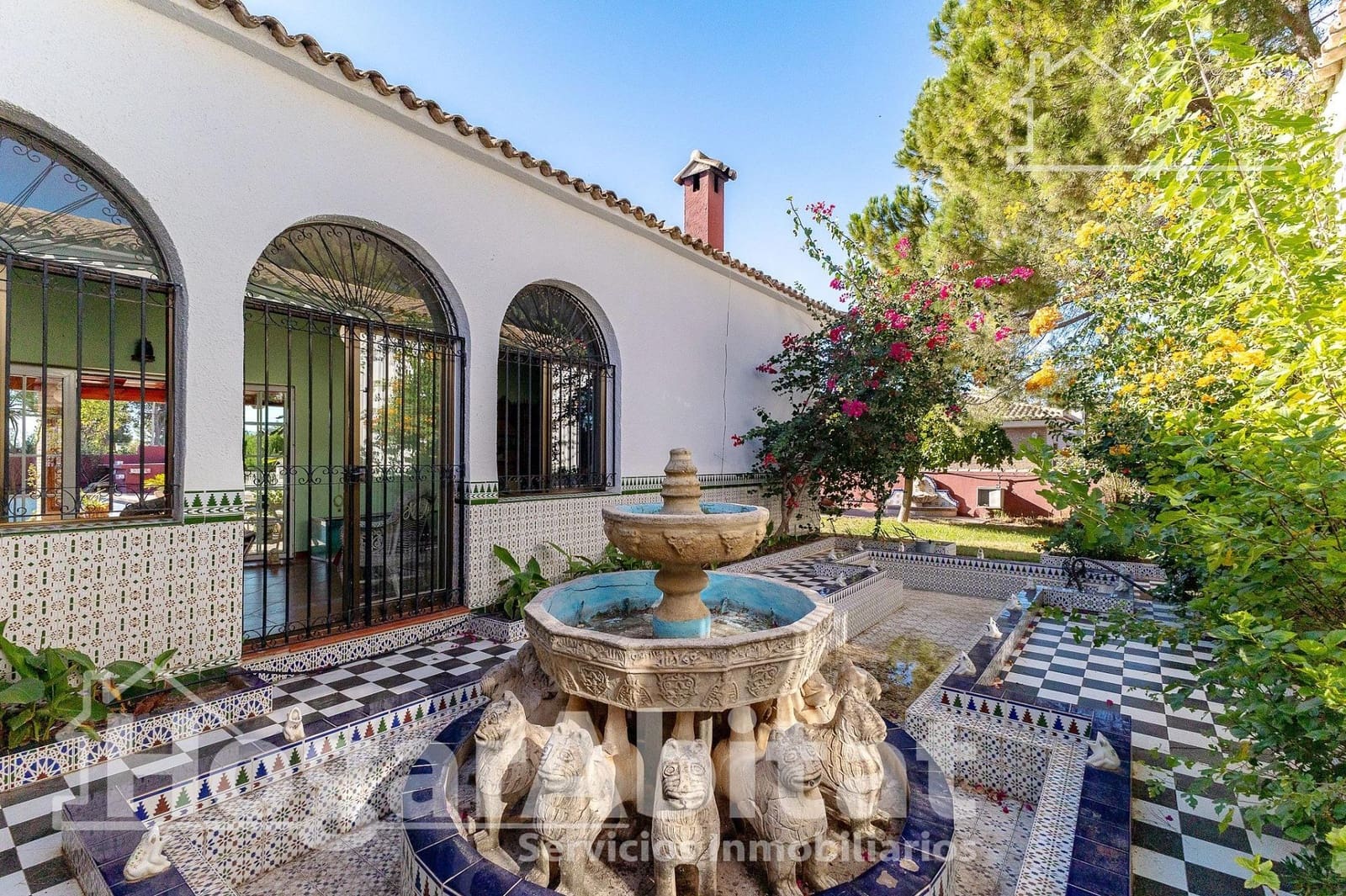 7 sypialnia Willa na sprzedaż w La Pobla de Vallbona z garażem - 830 000 € (Ref: 9446408)