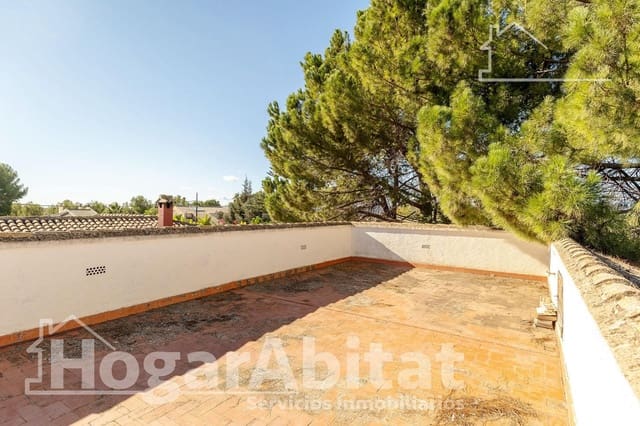 7 soveværelse Villa til salg i La Pobla de Vallbona med garage - € 830.000 (Ref: 9446408)