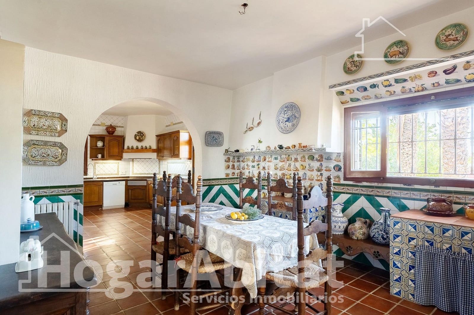 7 sypialnia Willa na sprzedaż w La Pobla de Vallbona z garażem - 830 000 € (Ref: 9446408)