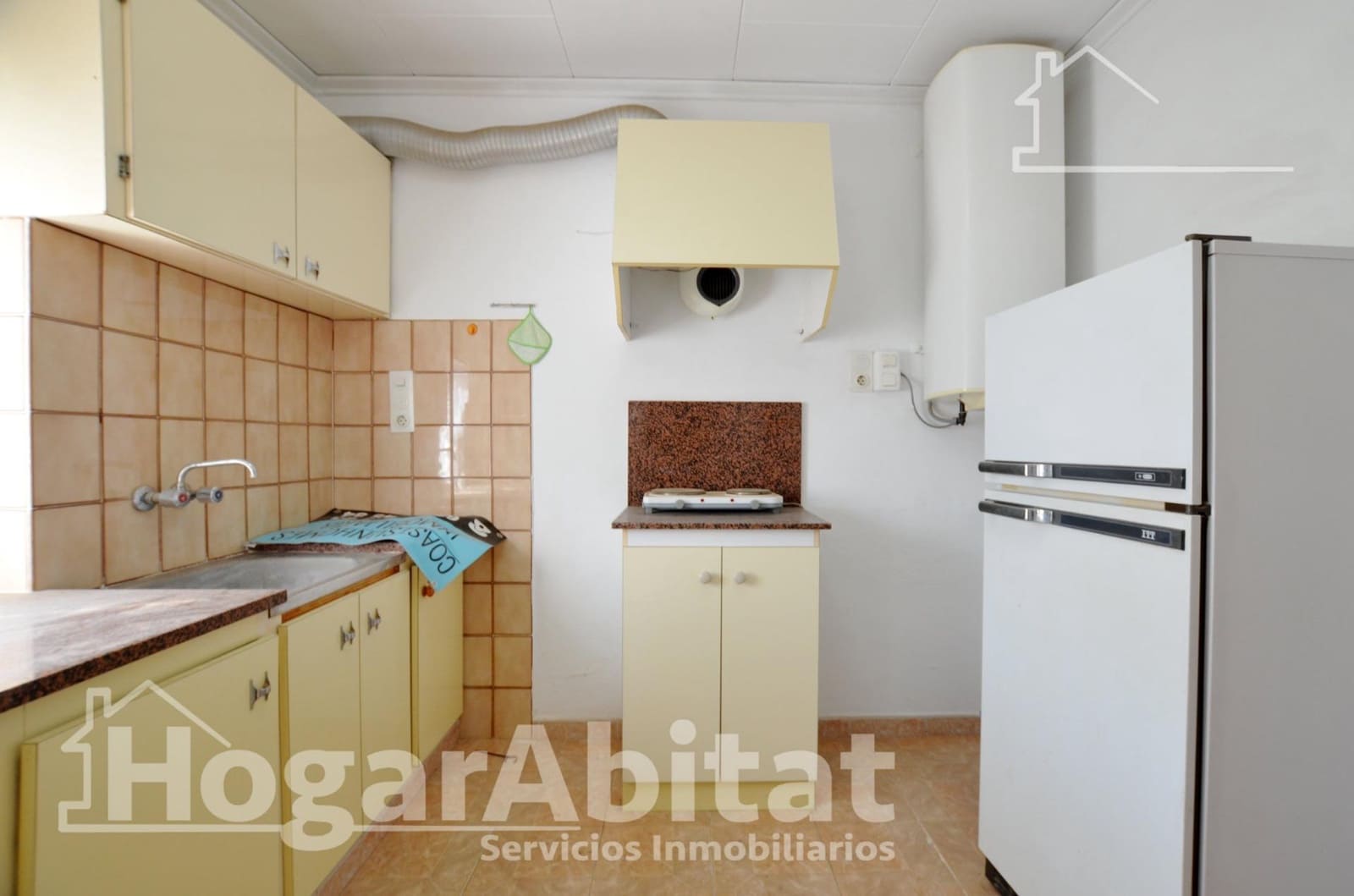 6 soveværelse Byhus til salg i La Font d'En Carros - € 230.000 (Ref: 9446420)