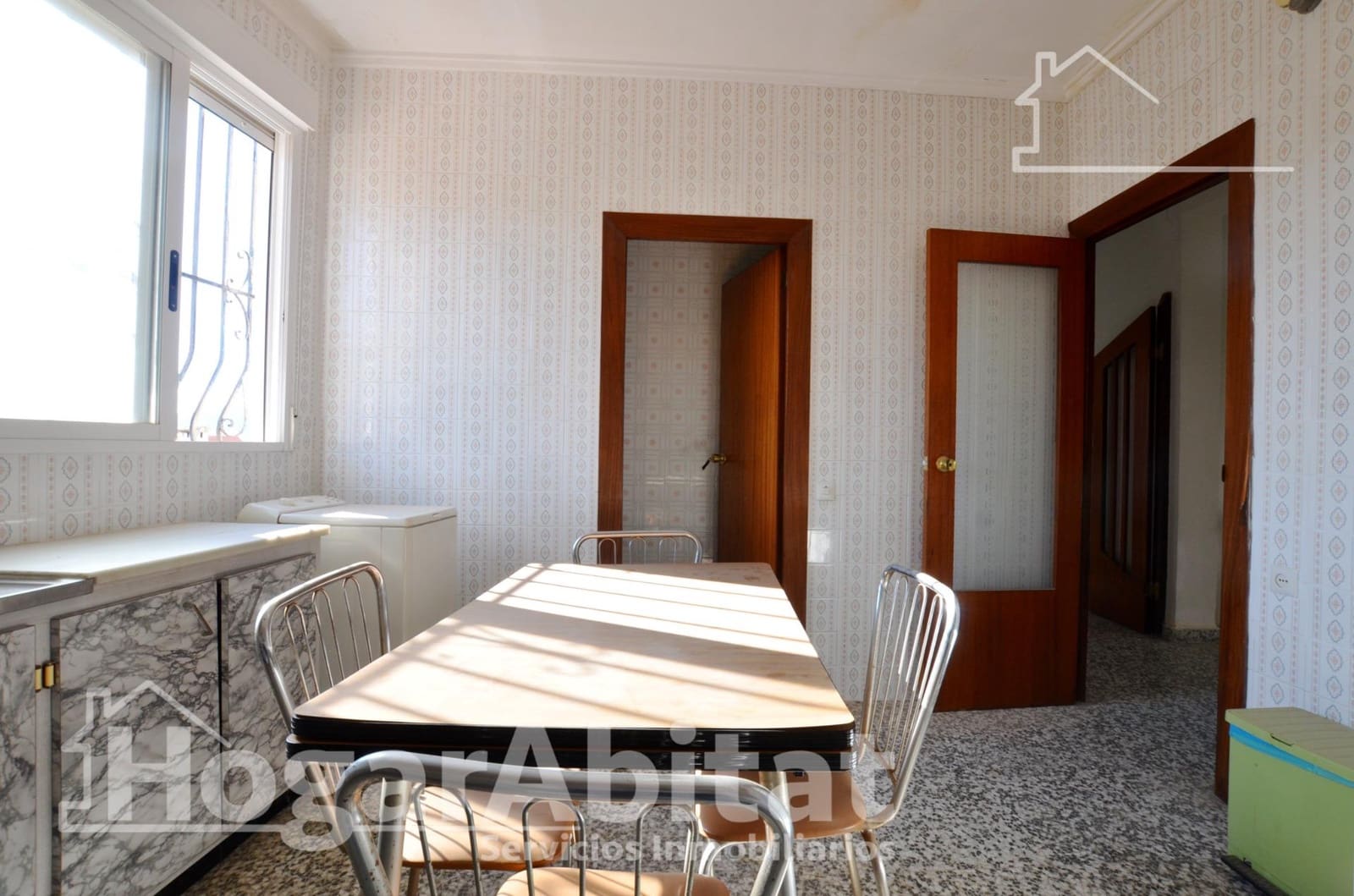 6 soveværelse Byhus til salg i La Font d'En Carros - € 230.000 (Ref: 9446420)