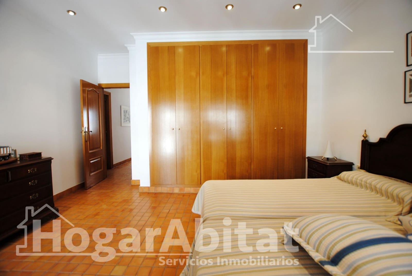 5 soverom Hus til salgs i Oliva - € 399 000 (Ref: 9446424)